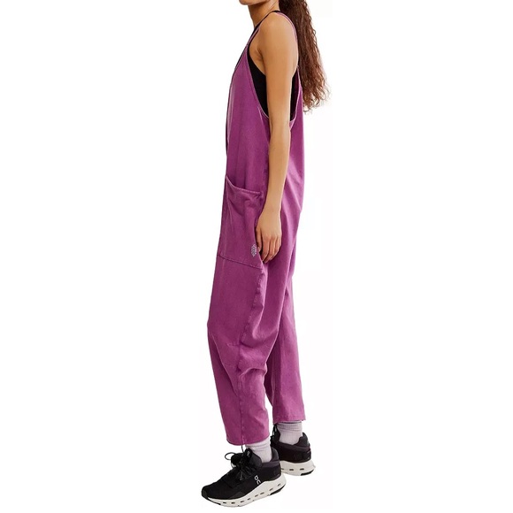 FINAL Price Drop💰⬇️
FP Movement Women’s Hot Shot Onesie NWT - Picture 3 of 10